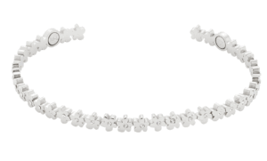 Bracciale floreale in acciaio con cristalli